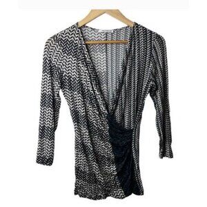 MaxMara Black & White Chevron Pattern Wrap Top Size Small